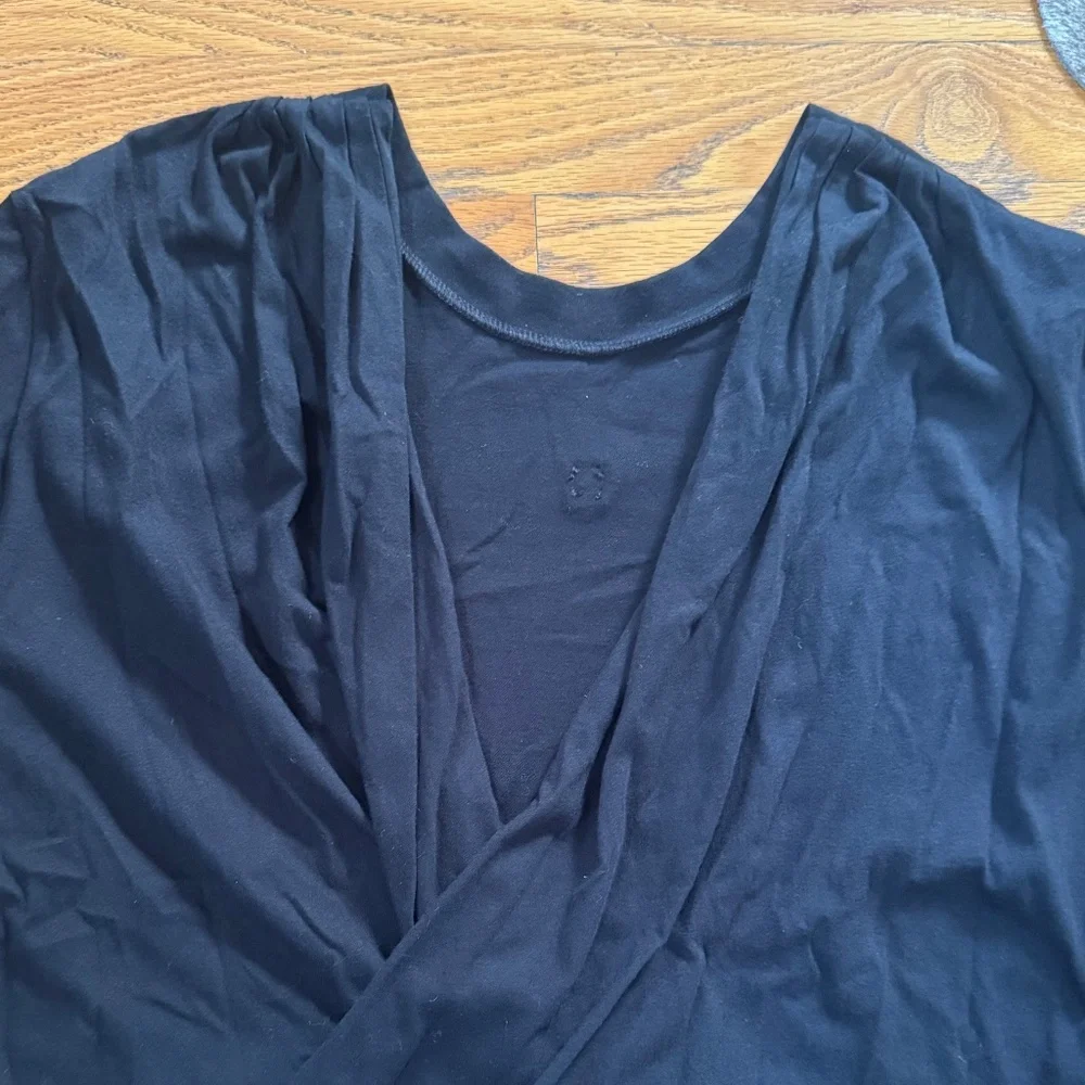GIVENCHY BNWT Tee w/4G Emblem, Draped Back in Black Silver Size M - Picture 10 of 10